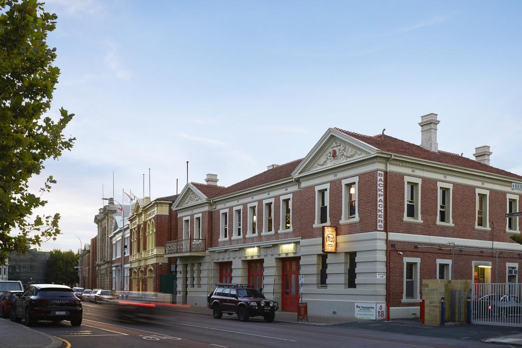 Old Fire Station Backpackers Hostel Perth Kültér fotó